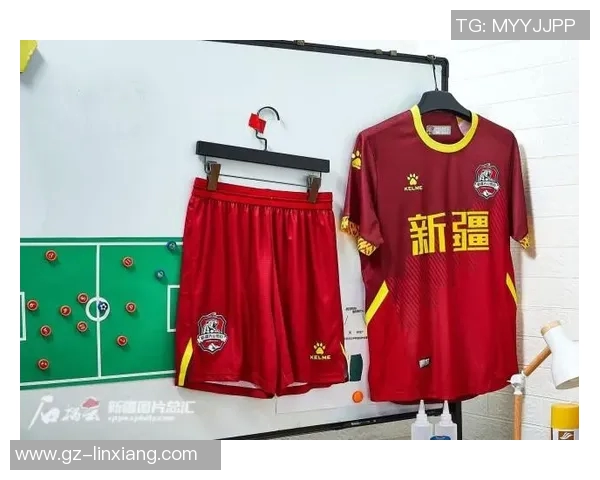 新疆雪豹足球队奋勇拼搏展现团队精神助力中国足球崛起 新疆雪豹足球队奋勇拼搏展现团队精神助力中国足球崛起